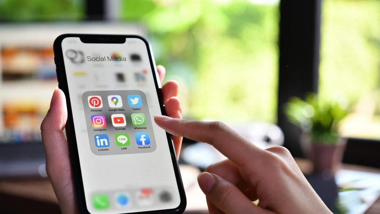 Tendencias en Redes Sociales: Innovación y Oportunidades 2025